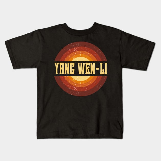Vintage Proud Name Wen-li Birthday Gift Circles Kids T-Shirt by Kisos Thass